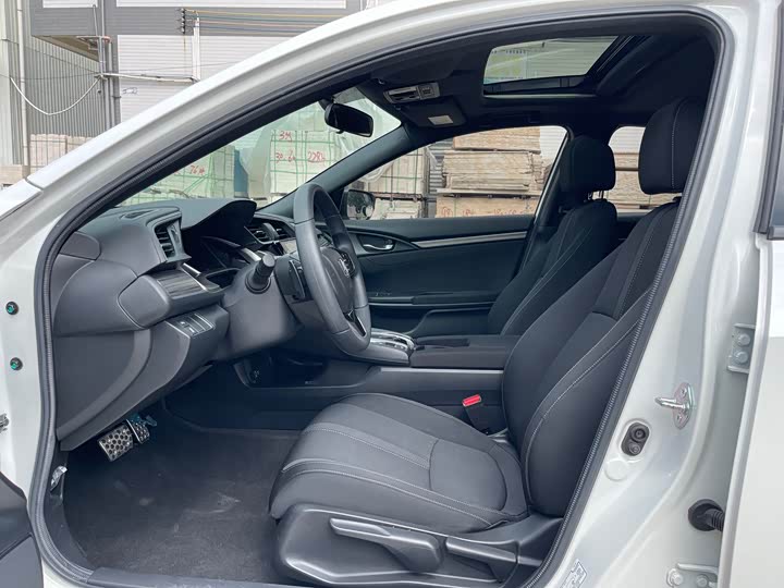 Фото 6 - Honda Civic