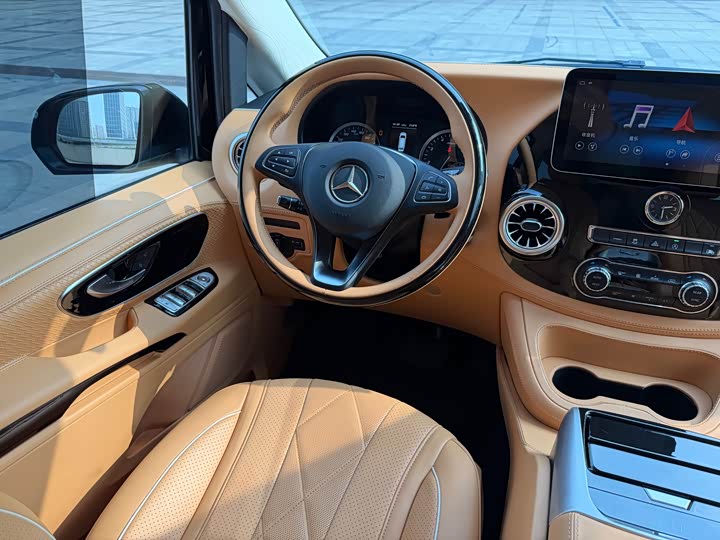 Фото 25 - Mercedes-Benz Vito