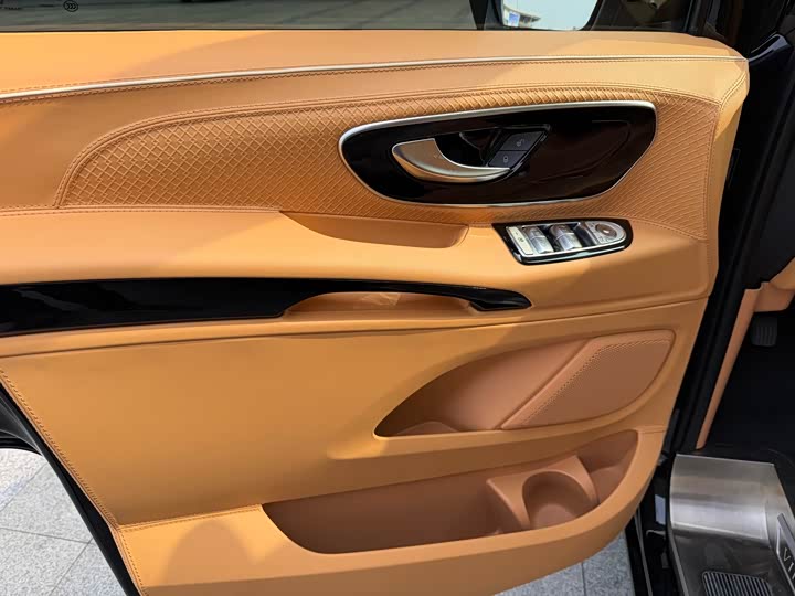 Фото 9 - Mercedes-Benz Vito