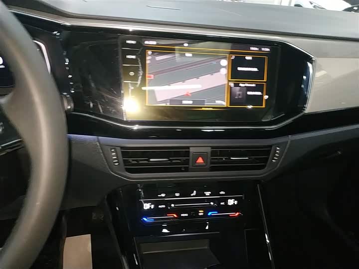 Фото 13 - Volkswagen Tayron