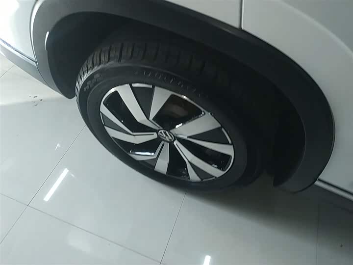 Фото 26 - Volkswagen Tayron