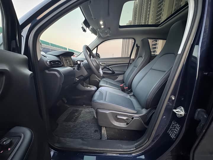 Фото 8 - Leapmotor T03