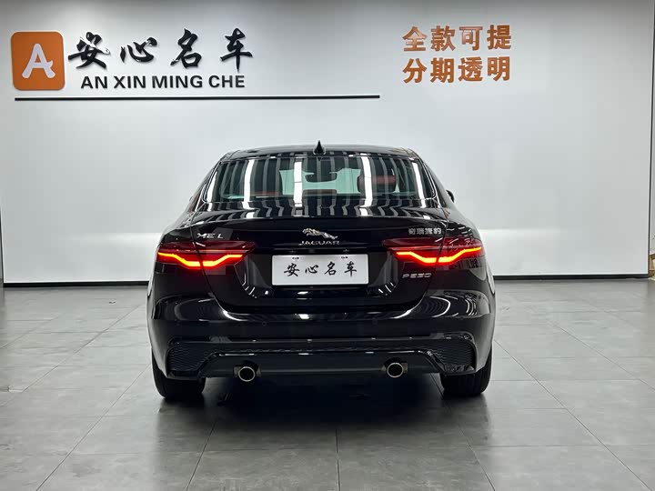 Фото 4 - Jaguar XE L