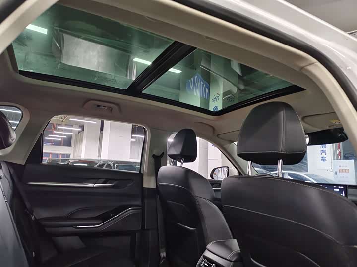 Фото 12 - Haval H6