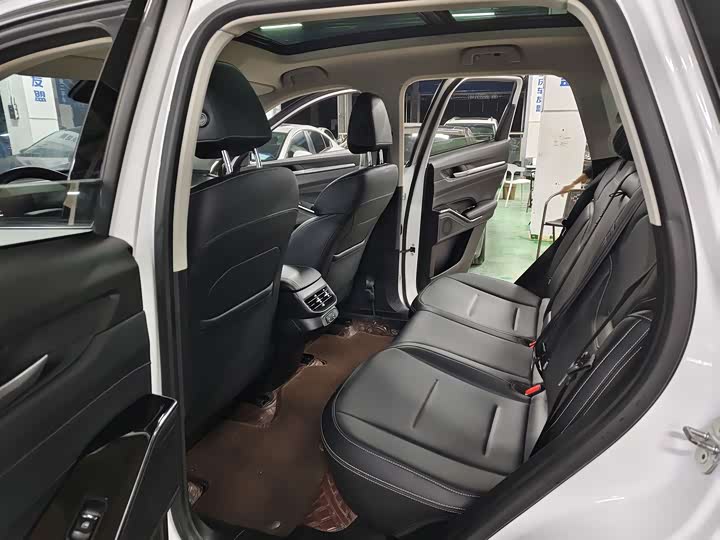 Фото 9 - Haval H6