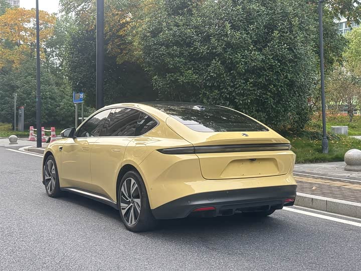 Фото 11 - Nio ET5