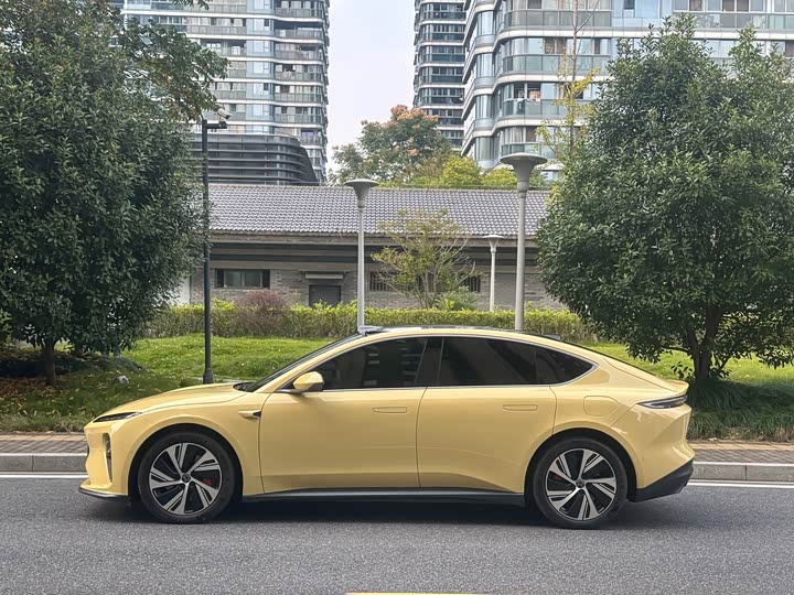 Фото 3 - Nio ET5