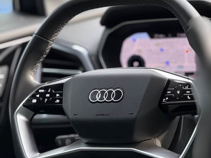 Фото 5 - Audi Q4 e-tron