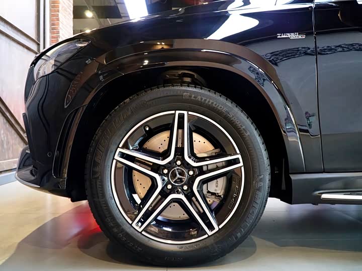 Фото 13 - Mercedes-Benz GLE-Class AMG