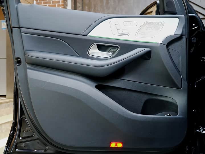 Фото 9 - Mercedes-Benz GLE-Class AMG