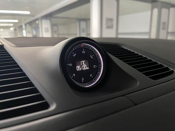 Фото 11 - Porsche Cayenne