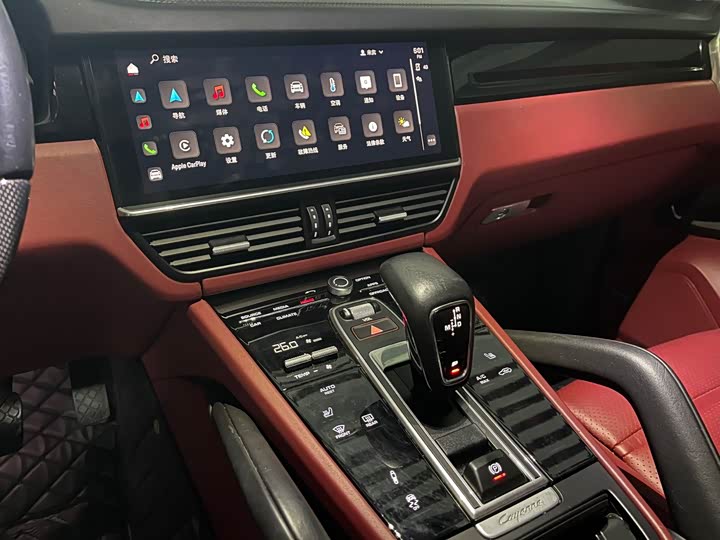 Фото 12 - Porsche Cayenne