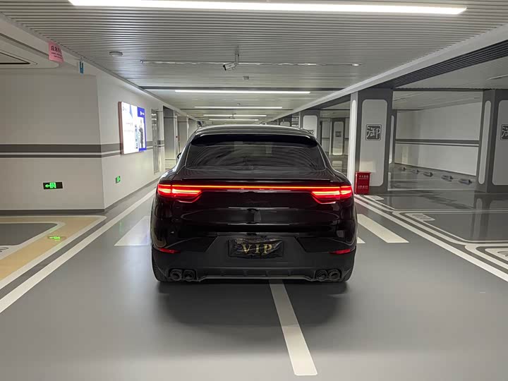 Фото 28 - Porsche Cayenne