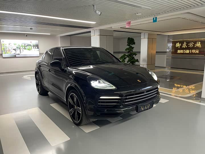Фото 3 - Porsche Cayenne