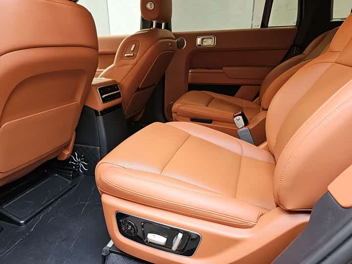 Фото 7 - LiXiang L9