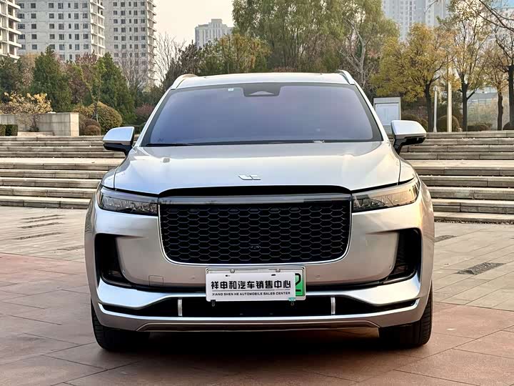 Фото 4 - LiXiang One