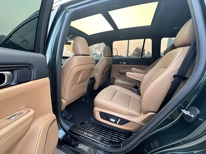 Фото 6 - LiXiang One