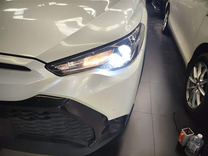 Фото 24 - Toyota Frontlander