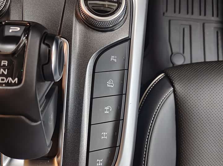 Фото 8 - Tank 300