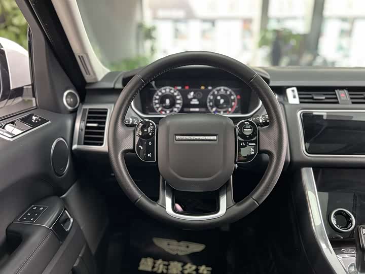 Фото 8 - Land Rover Range Rover Sport