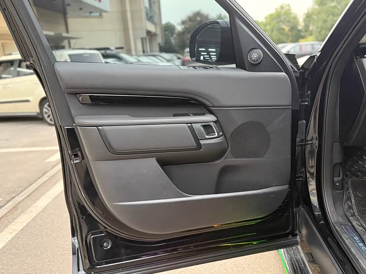 Фото 11 - Land Rover Discovery