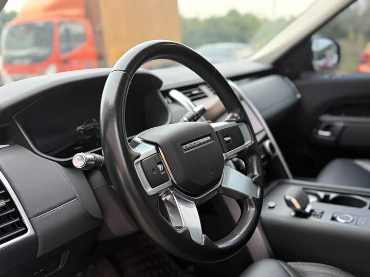 Фото 12 - Land Rover Discovery