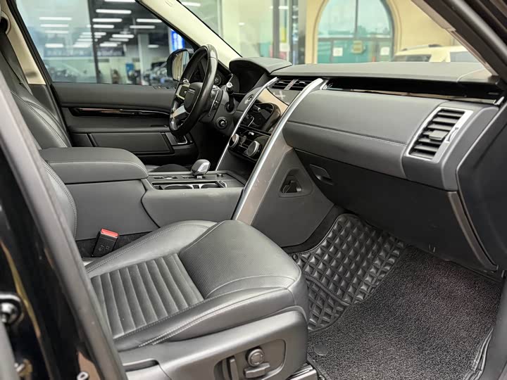 Фото 14 - Land Rover Discovery