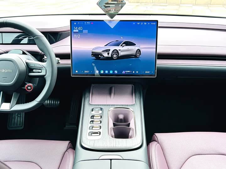 Фото 10 - Xiaomi SU7