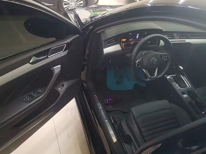 Фото 16 - Volkswagen Magotan