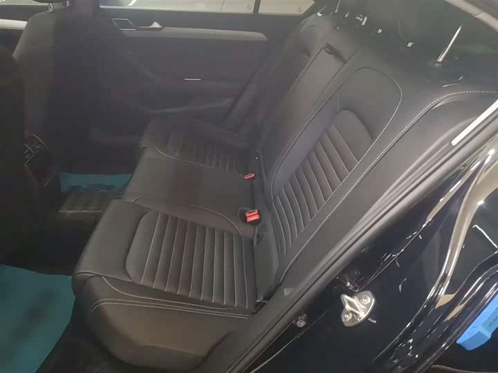 Фото 17 - Volkswagen Magotan