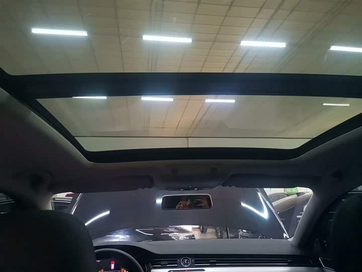 Фото 18 - Volkswagen Magotan