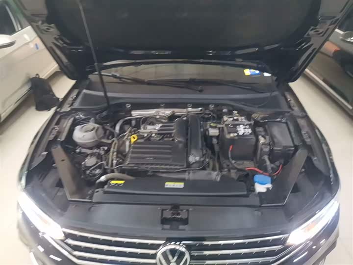 Фото 20 - Volkswagen Magotan