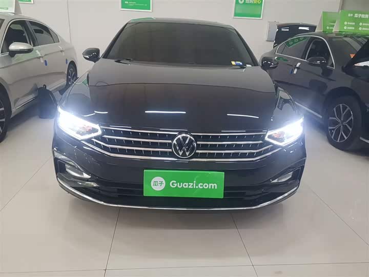 Фото 3 - Volkswagen Magotan