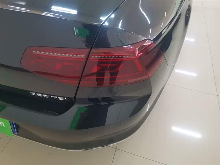 Фото 8 - Volkswagen Magotan