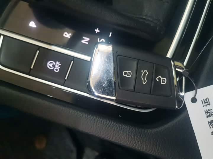 Фото 9 - Volkswagen Magotan