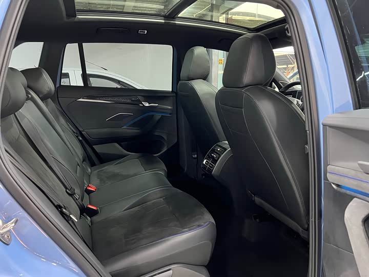 Фото 22 - Volkswagen Tiguan L Pro