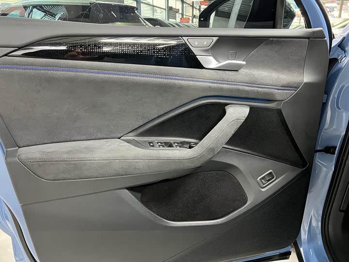 Фото 5 - Volkswagen Tiguan L Pro