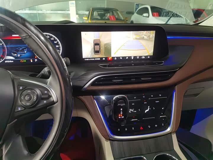 Фото 13 - Buick GL8 ES