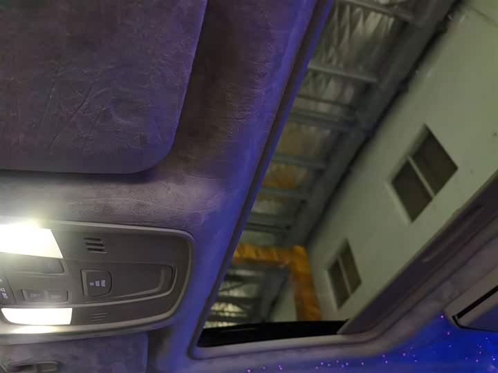 Фото 18 - Buick GL8 ES