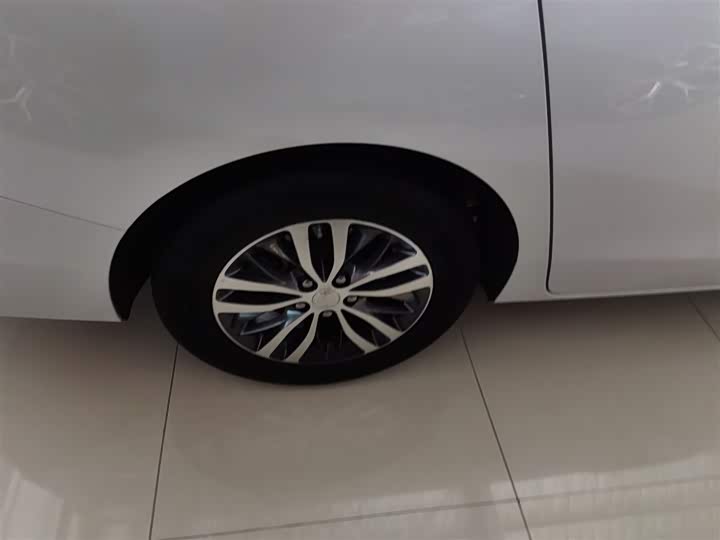 Фото 26 - Buick GL8 ES