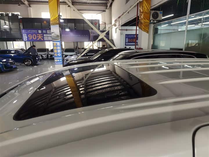 Фото 27 - Buick GL8 ES