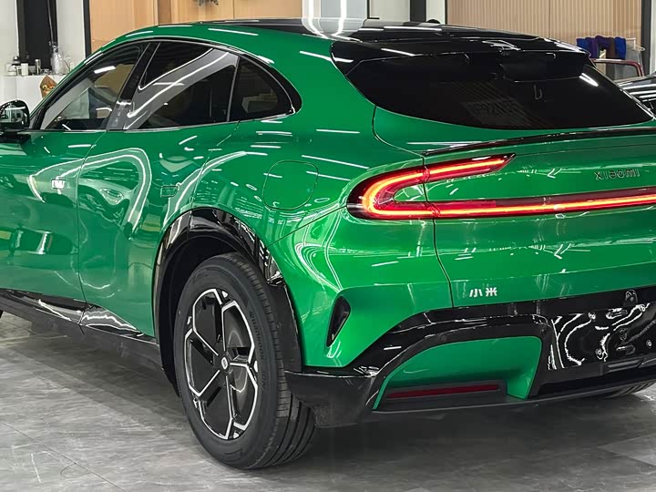 Фото 2 - Xiaomi YU7