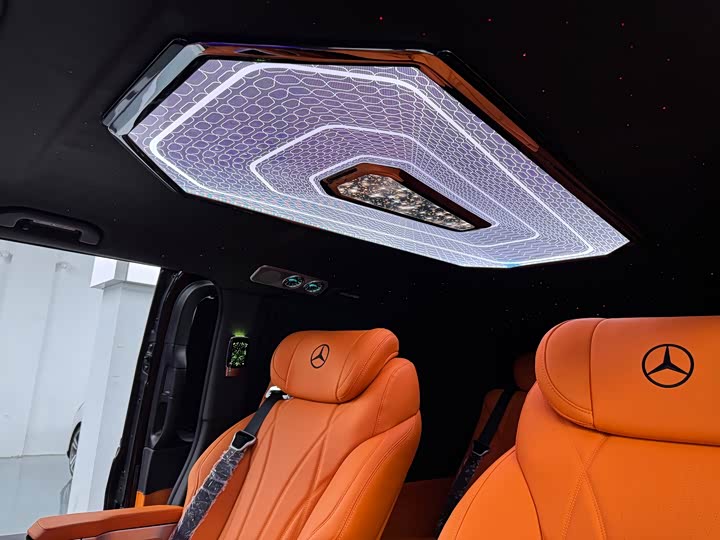 Фото 11 - Mercedes-Benz Vito