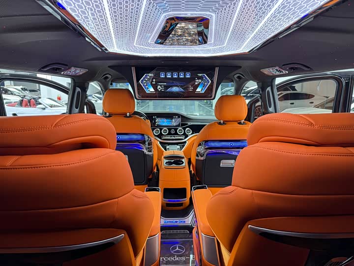 Фото 17 - Mercedes-Benz Vito