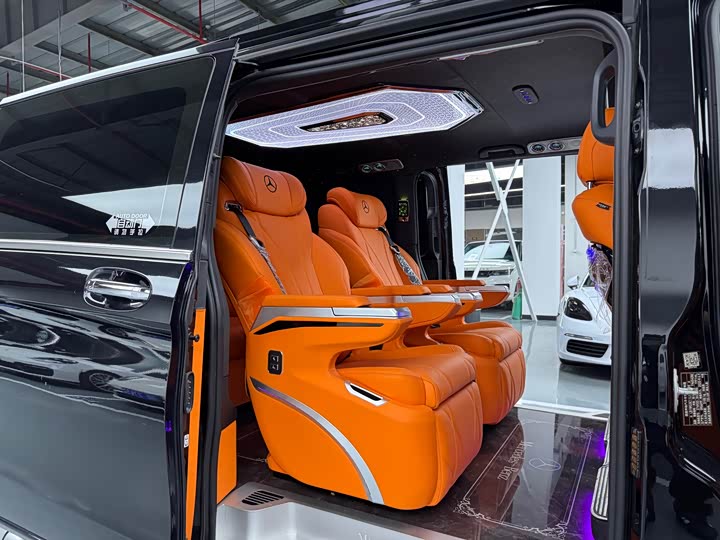 Фото 20 - Mercedes-Benz Vito