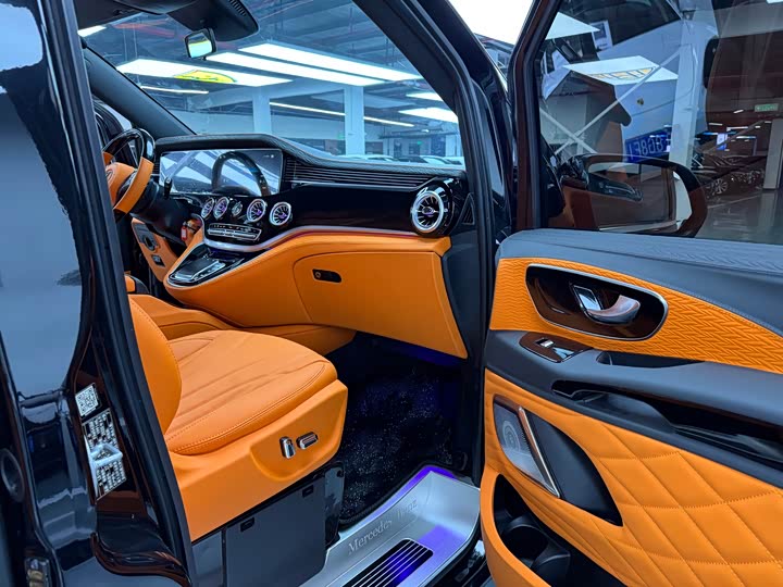 Фото 22 - Mercedes-Benz Vito