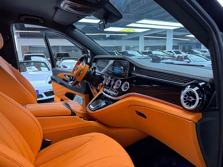 Фото 23 - Mercedes-Benz Vito