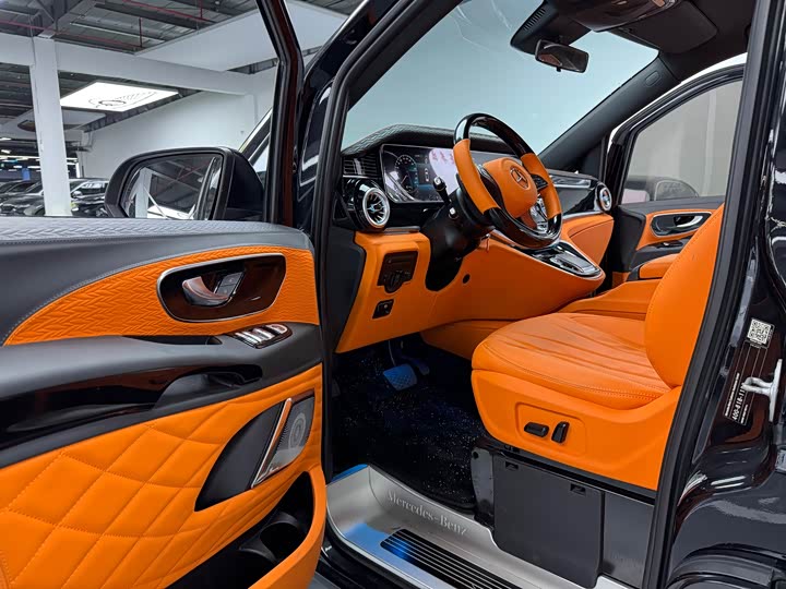 Фото 4 - Mercedes-Benz Vito