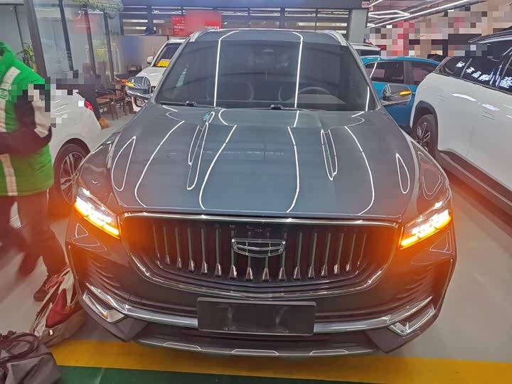 Фото 3 - Geely Monjaro