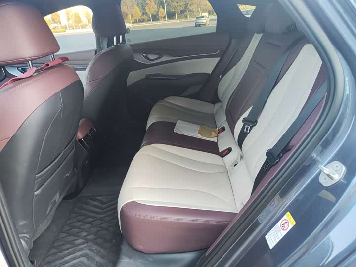 Фото 12 - BYD Seal